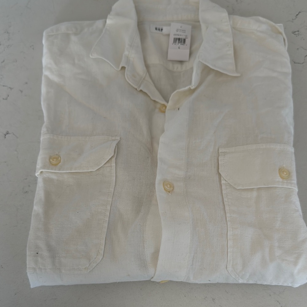 Mens GAP Cream Casual Button Down Shirt size large nwt
